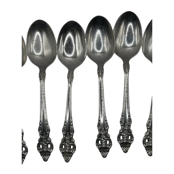 (6) ONEIDA CHERBOURG 6 7/8" SOUP SPOONS - COMMUNITY STAINLESS GLOSSY Flatware - Picture 2 of 4